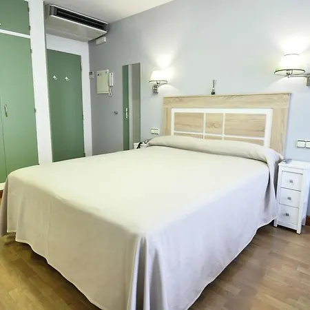 Apartahotel Aralso 4*