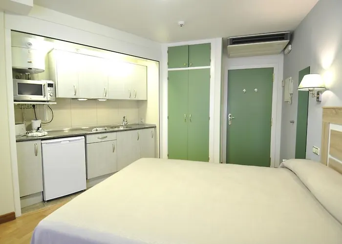 アパルタメントス アラルソ アパートホテル